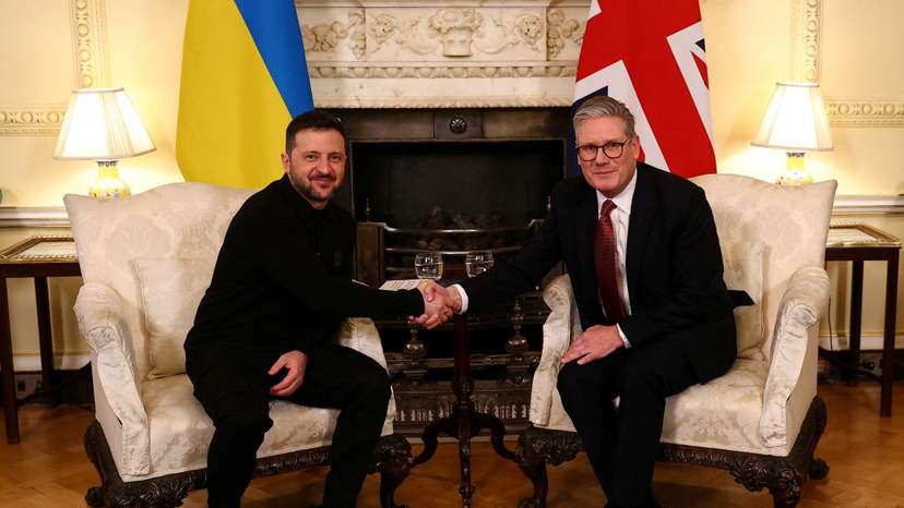 Ukrainian President Zelenskiy meets British PM Starmer ahead of European leaders' summit, in London