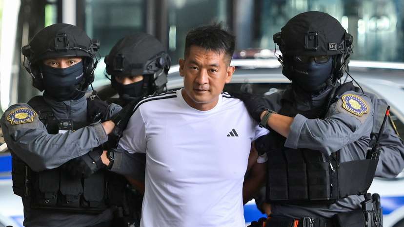 Thailand extradites gambling kingpin She Zhijiang to China, in Bangkok