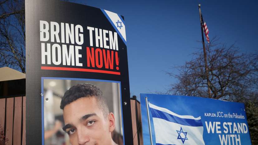 Family of US-Israeli hostage Edan Alexander held by Hamas pleads for his release in Tenafly, New Jersey