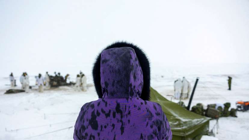 FILE PHOTO: Canadian troops conduct arctic operations
