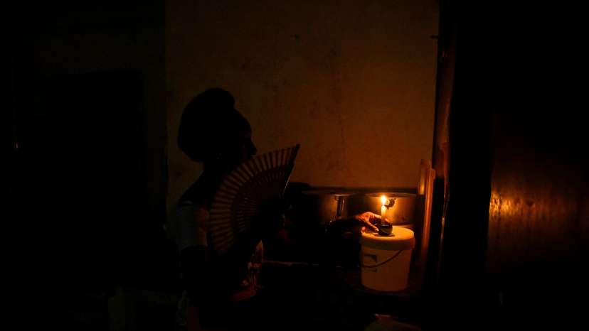 Cuba's electrical grid collapses in nationwide blackout