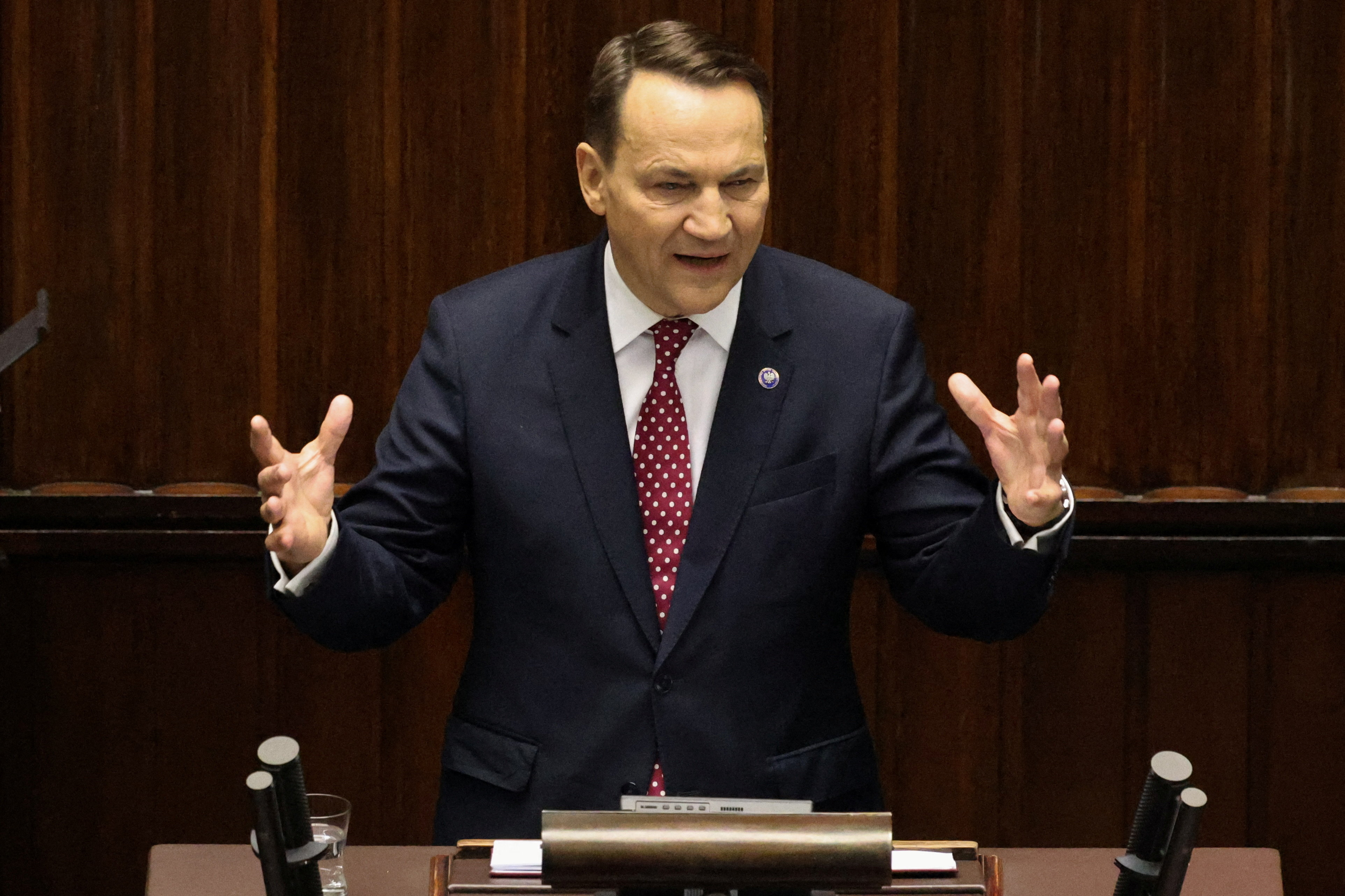 Polish FM Sikorski speaks on foreign policy at parliament in Warsaw