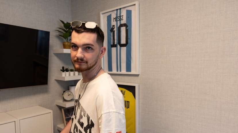 Former Israeli hostage Bar Kupershtein arrives for the first time to his family's new flat in Holon, Israel