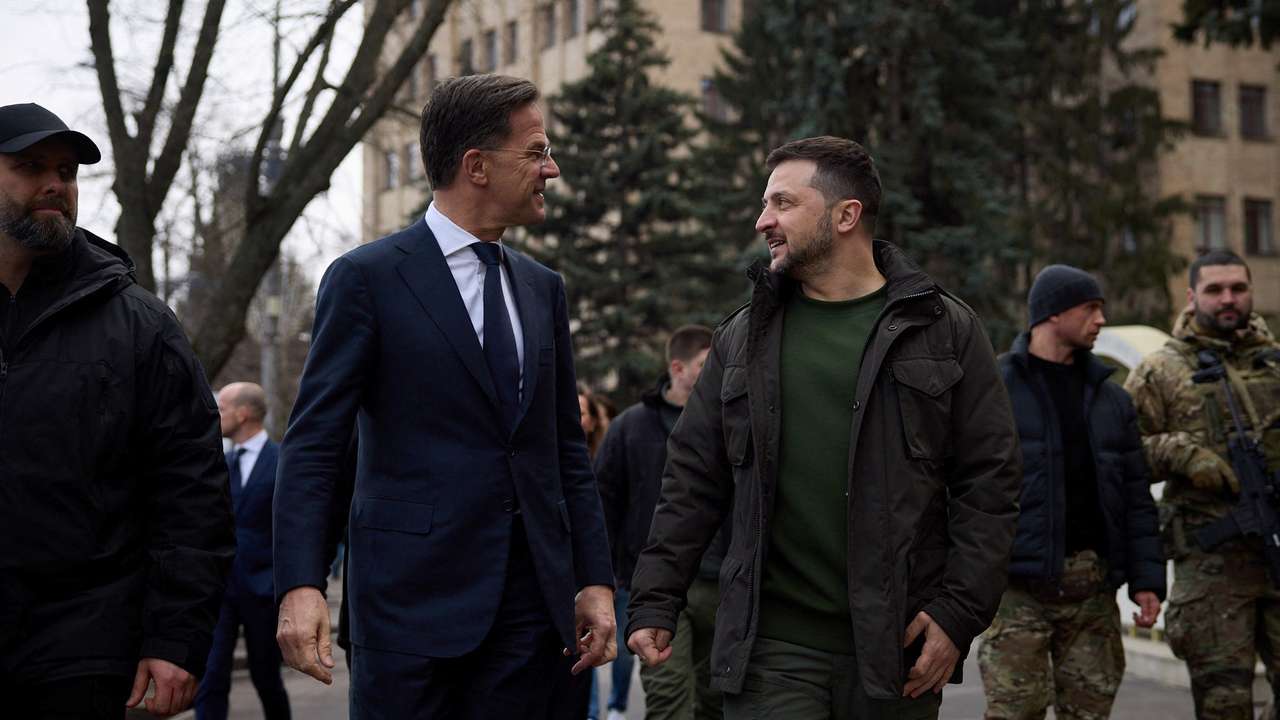 Ukraine's President Zelenskiy and Dutch PM Rutte visit Kharkiv