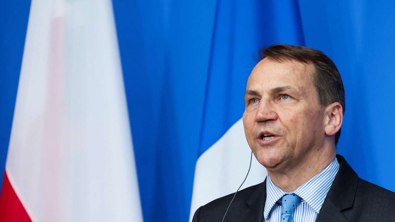 Germany's Baerbock hosts the Weimar Triangle meeting with French and Polish counterparts