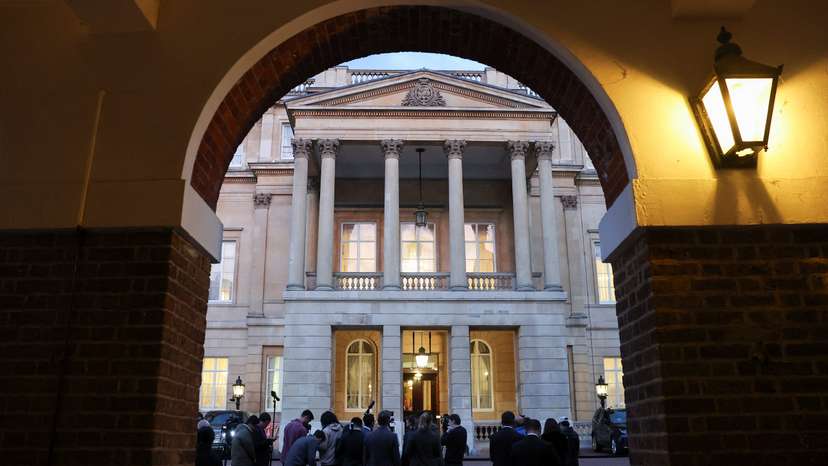 Trade talks between the U.S. and China, in London