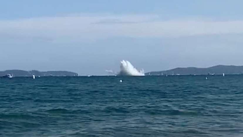 Fouga Magister jet crushes into the Mediterranean Sea during an airshow in Le Lavandou