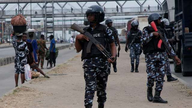Nigerian security stall ongoing protests in Lagos