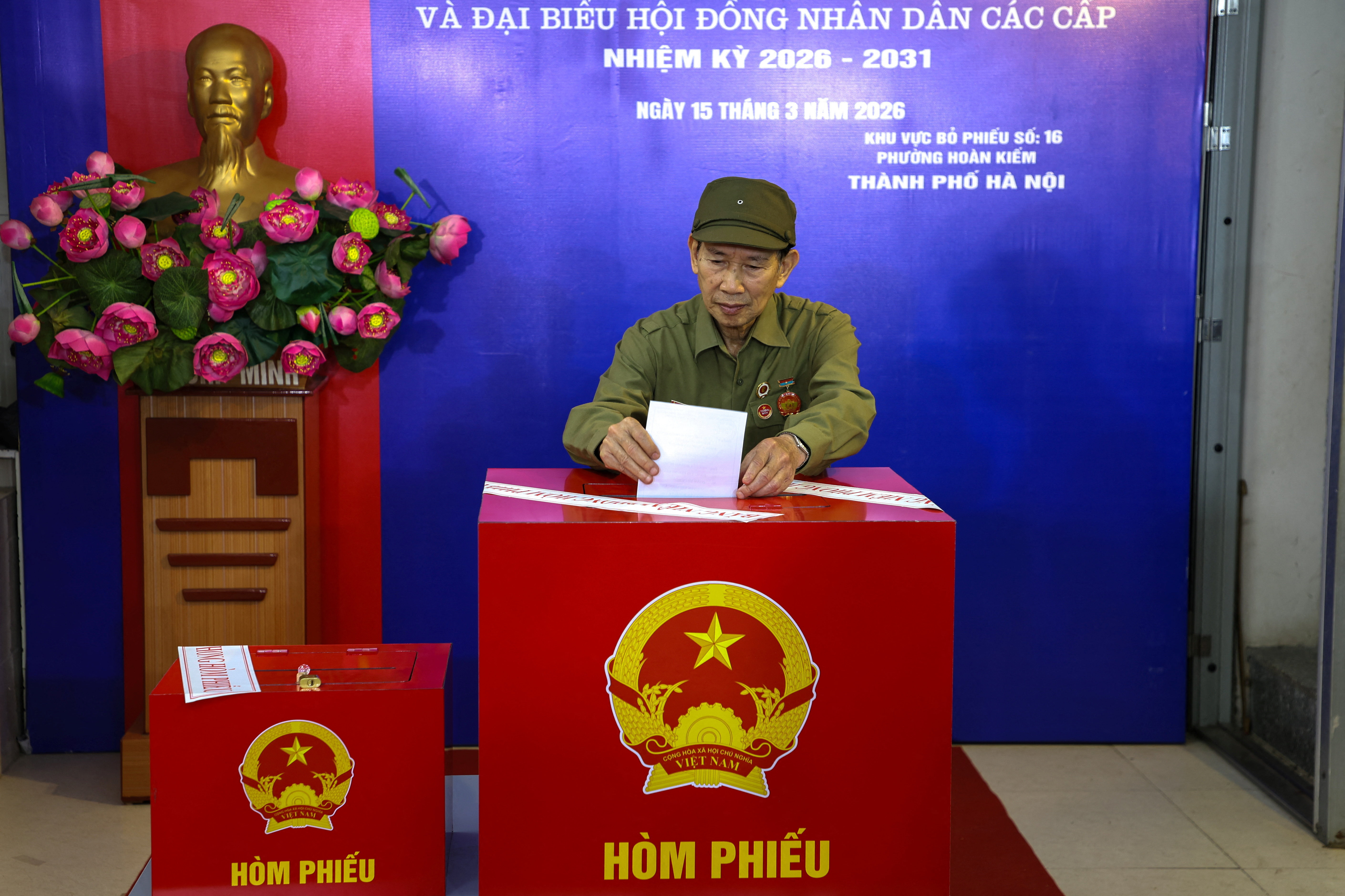Vietnam holds parliament elections