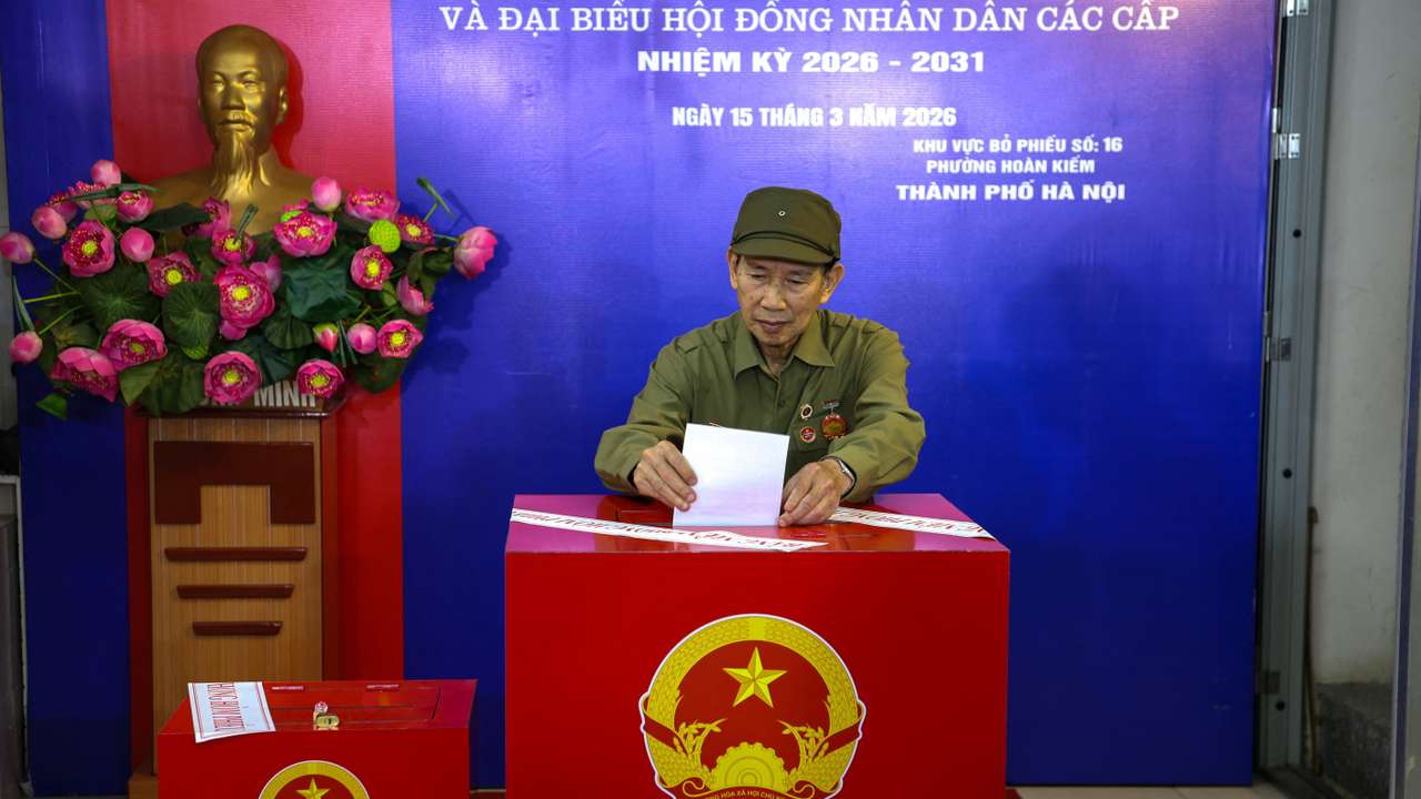 Vietnam holds parliament elections