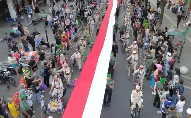 Indonesian flag sweeps through Yogyakarta