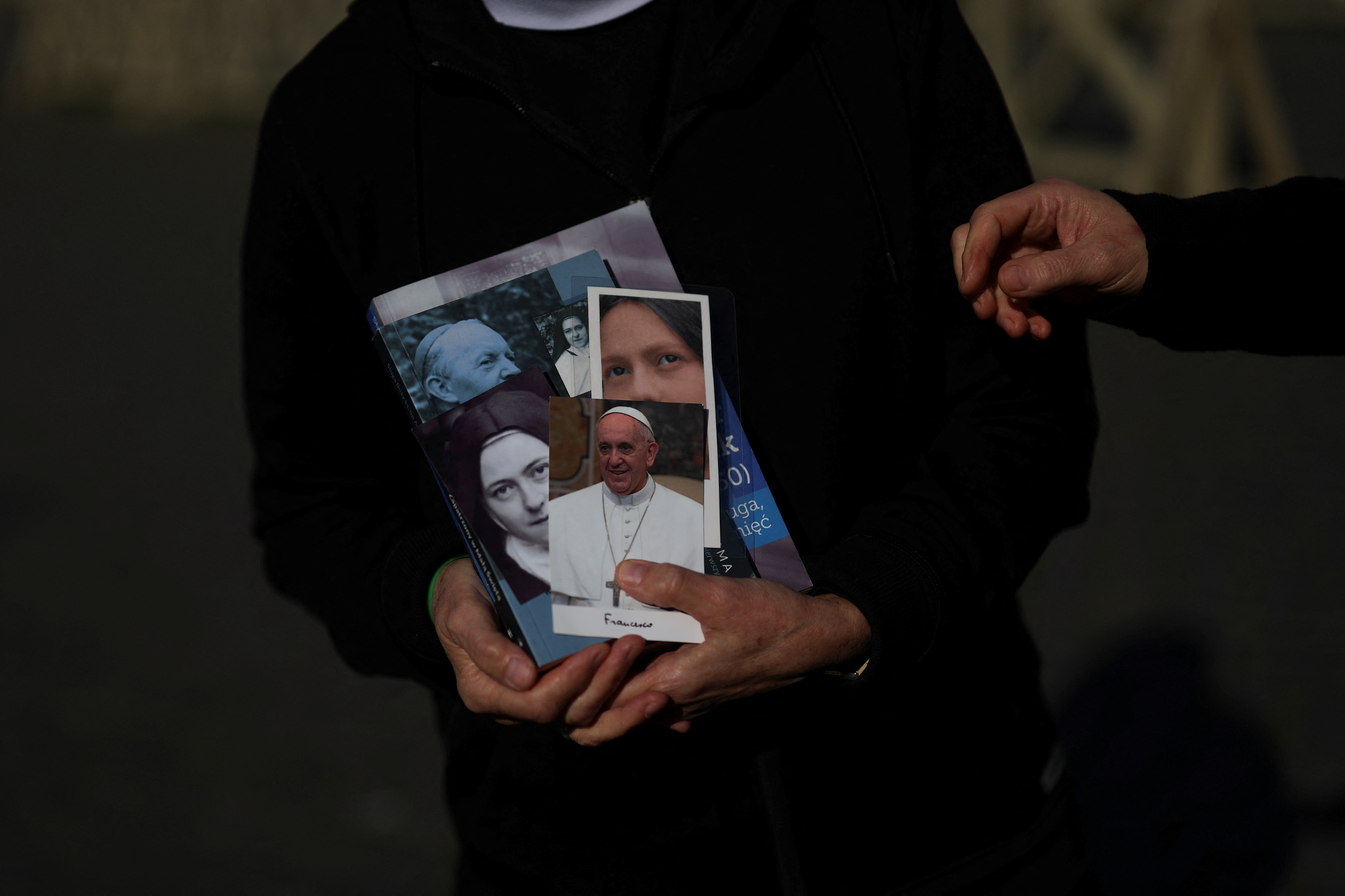 Pope Francis continues his hospitalization