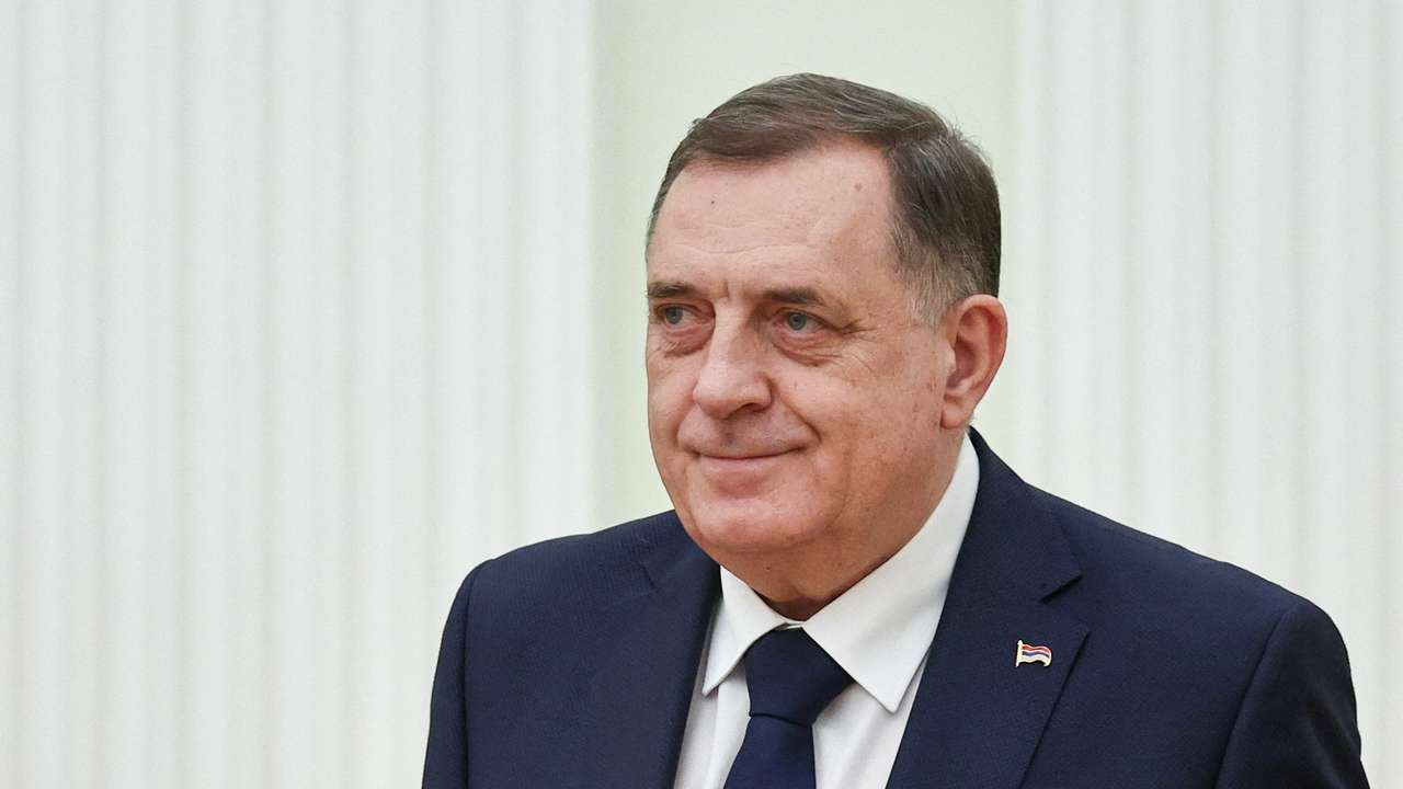 FILE PHOTO: Russian President Putin and Bosnian Serb leader Dodik meet in Moscow