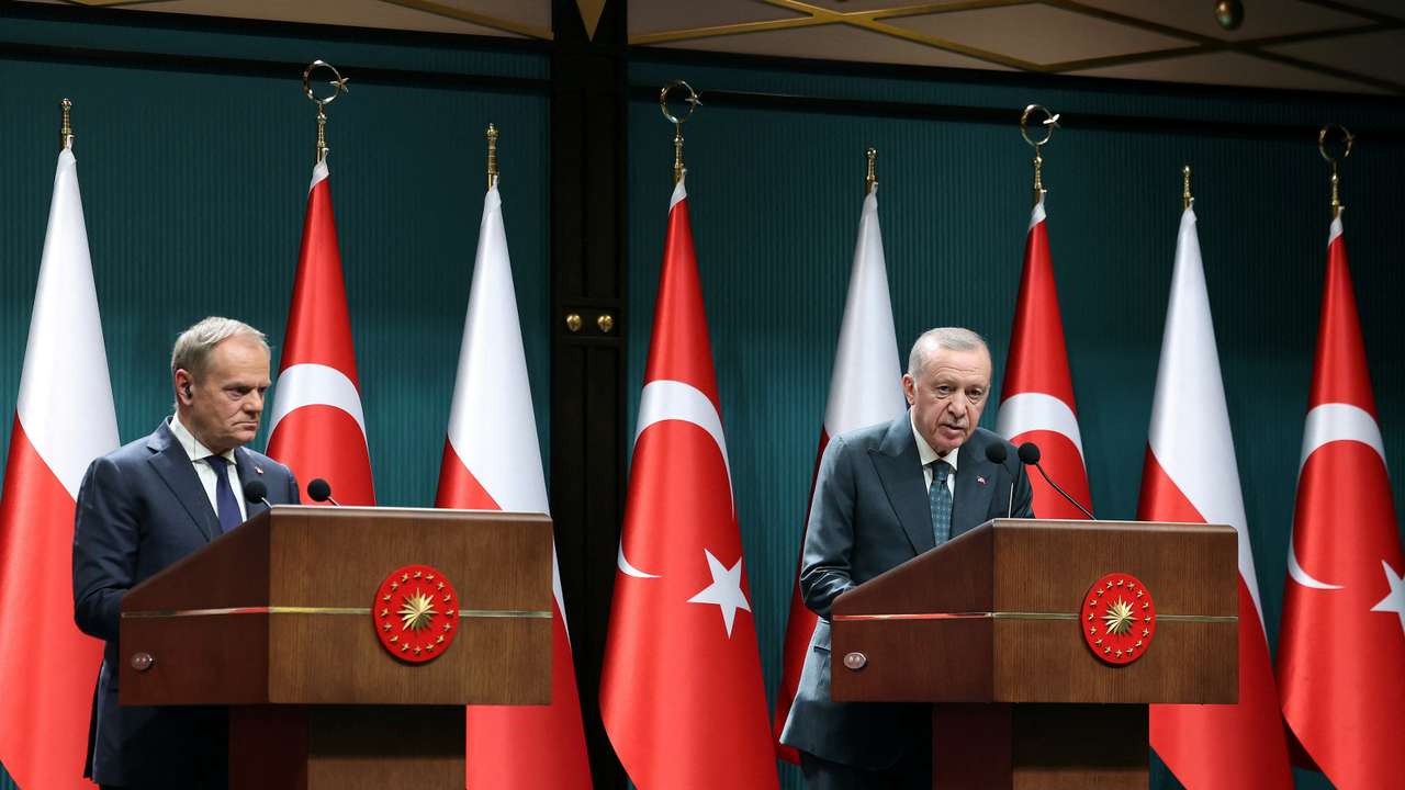 Poland’s PM Tusk visits Turkey