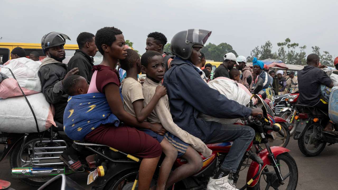 Congo rebels seize eastern town on critical supply route