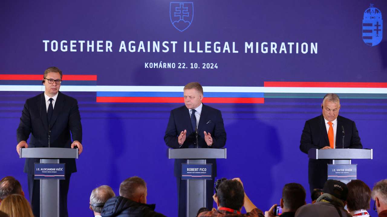 Slovak, Serbian and Hungarian leaders meet at the New Fortress, in Komarno