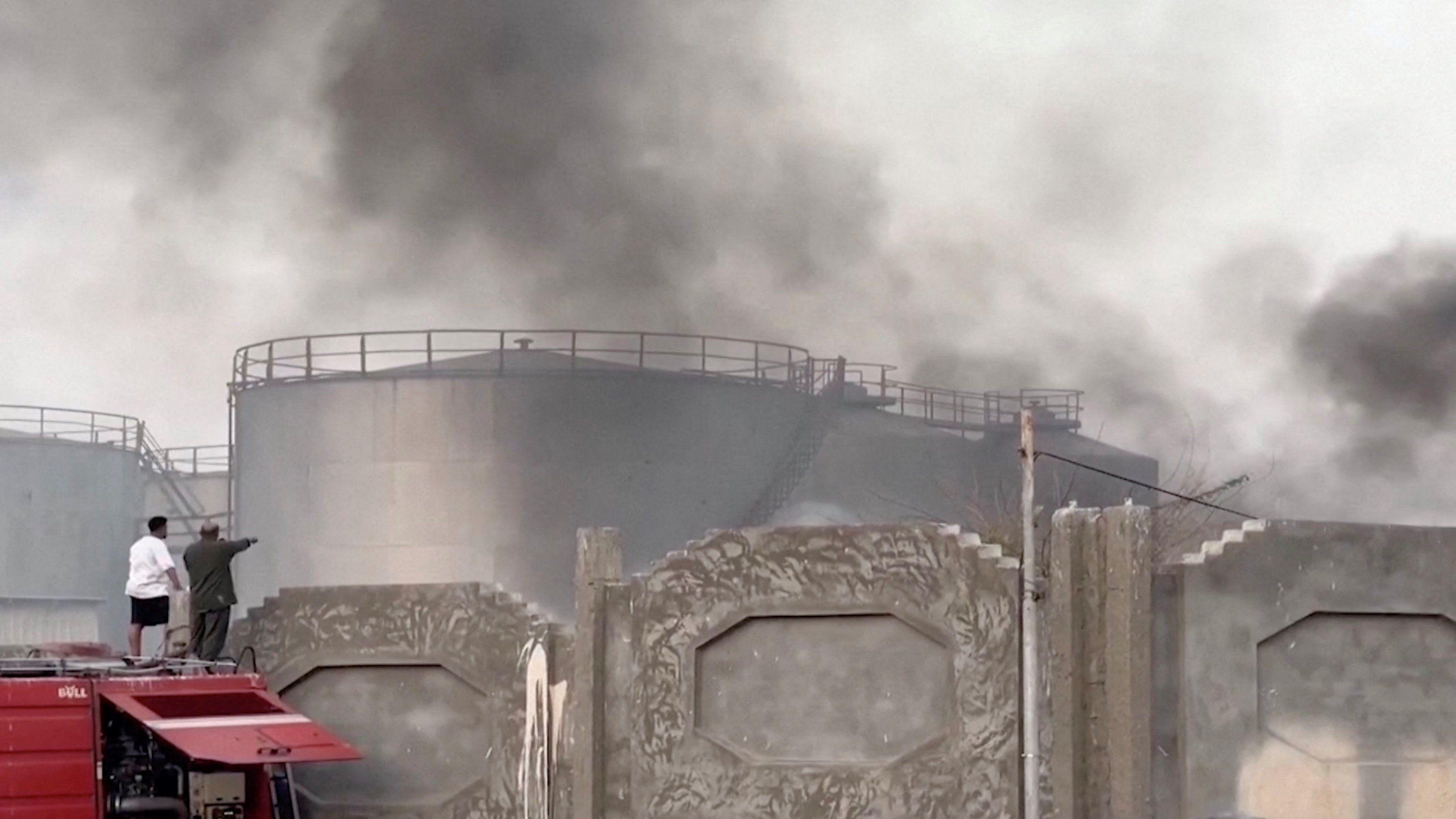 Saudi-led coalition strike on military shipments in Yemeni port of Mukalla