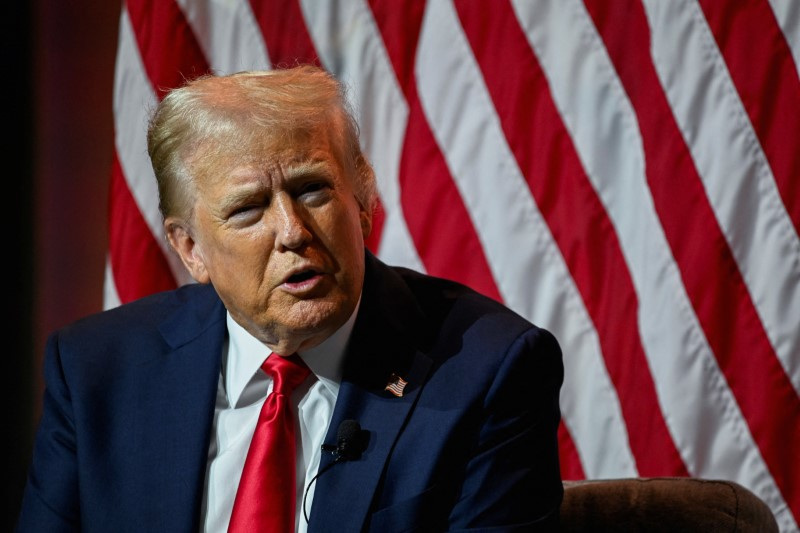 Trump speaks at NABJ venue in Chicago