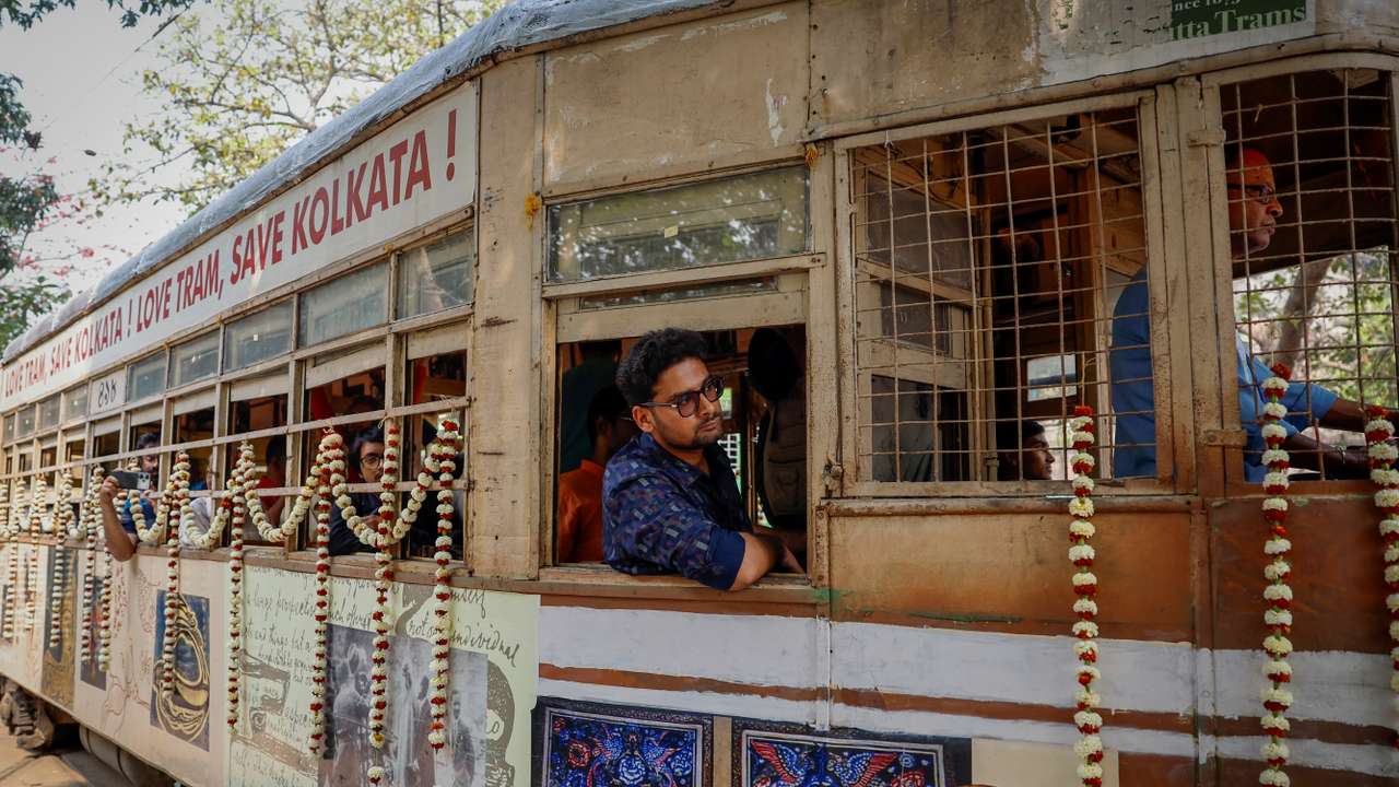 Kolkata's iconic trams face final stop as modernization rolls in