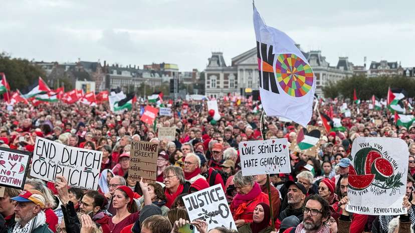 Protest demanding a tougher stance from the Dutch government against Israel's war in Gaza, in Amsterdam