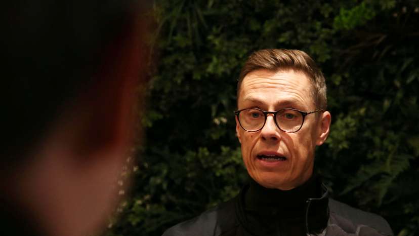 Finnish presidential election candidate Alexander Stubb of the National Coalition Party talks to members of the media in Espoo