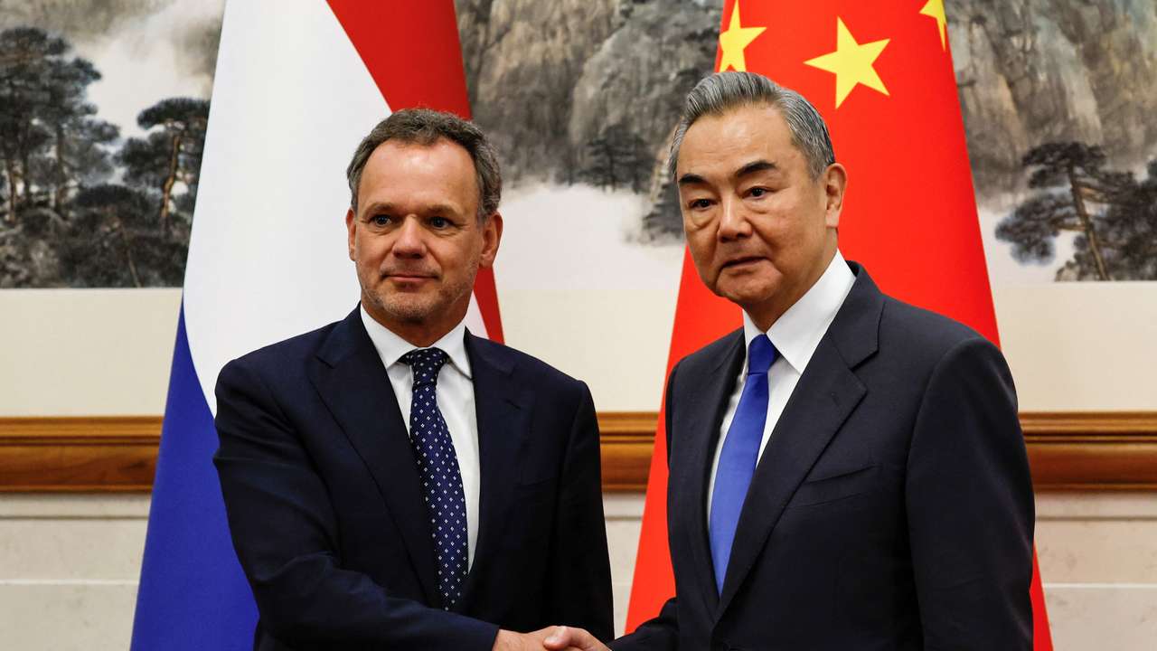 Chinese Foreign Minister Wang Yi meets Dutch foreign minister Caspar Veldkamp at the Diaoyutai State Guesthouse in Beijing