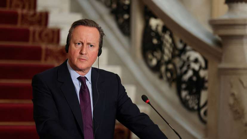 Egyptian Foreign Minister Shoukry meets British Foreign Secretary Cameron in Cairo