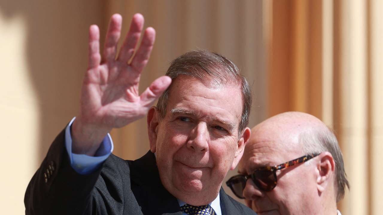 Venezuelan opposition leader Edmundo Gonzalez visits Dominican Republic