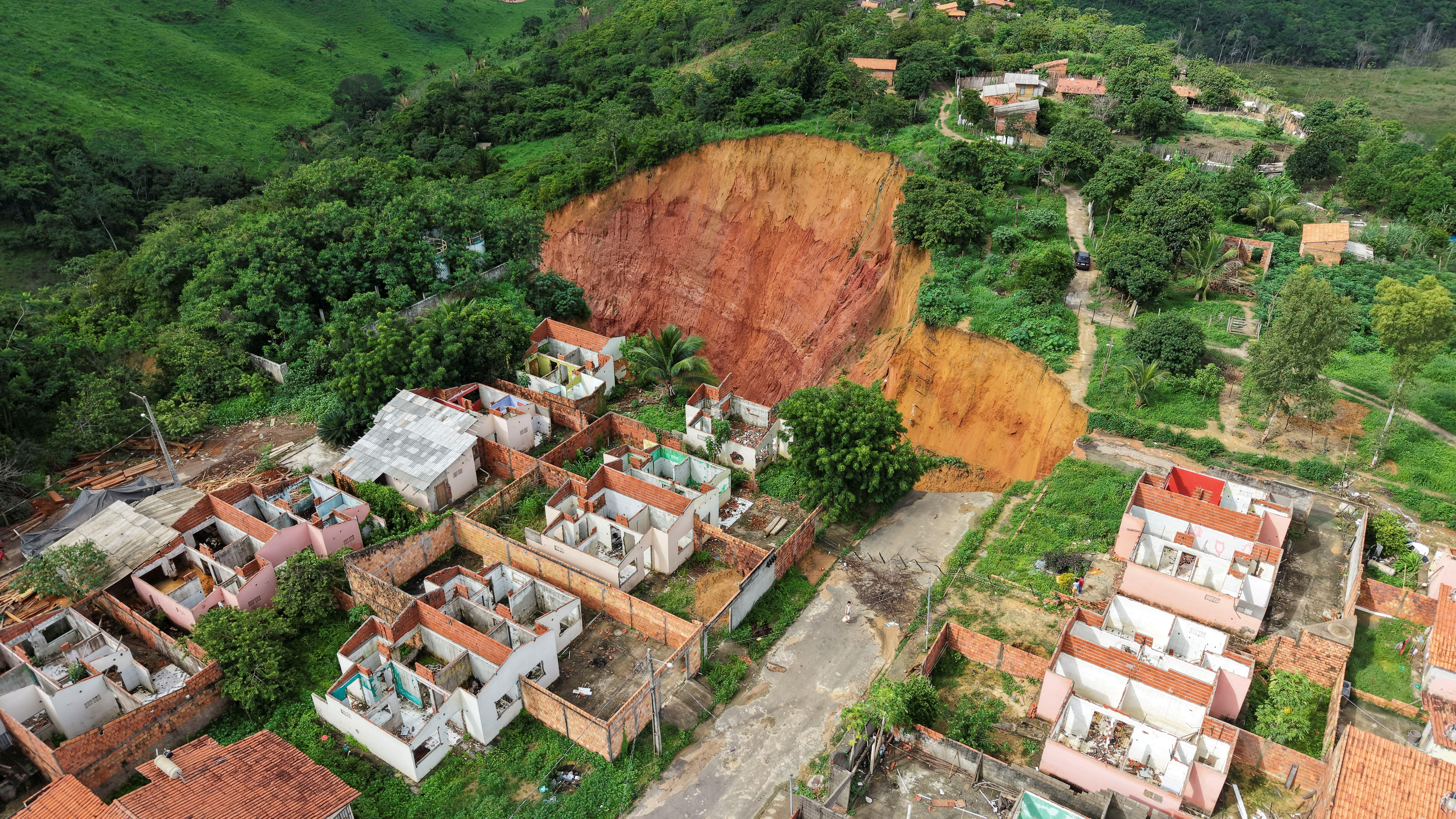Massive sinkholes put Amazonian town in public calamity state