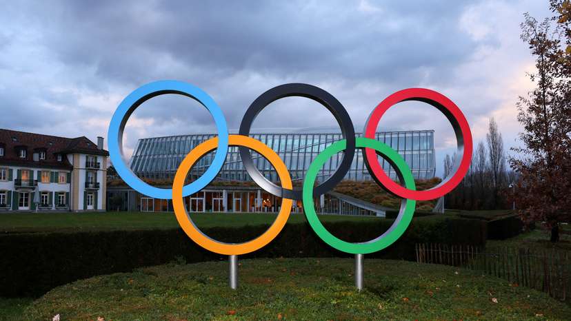 FILE PHOTO: Olympics - IOC Executive Board meeting in Lausanne