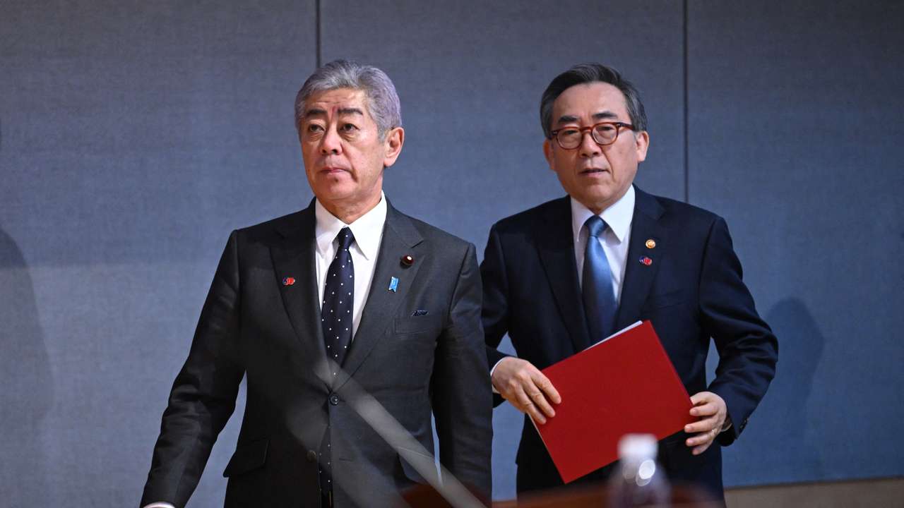 Japanese Foreign Minister Takeshi Iwaya visits Seoul