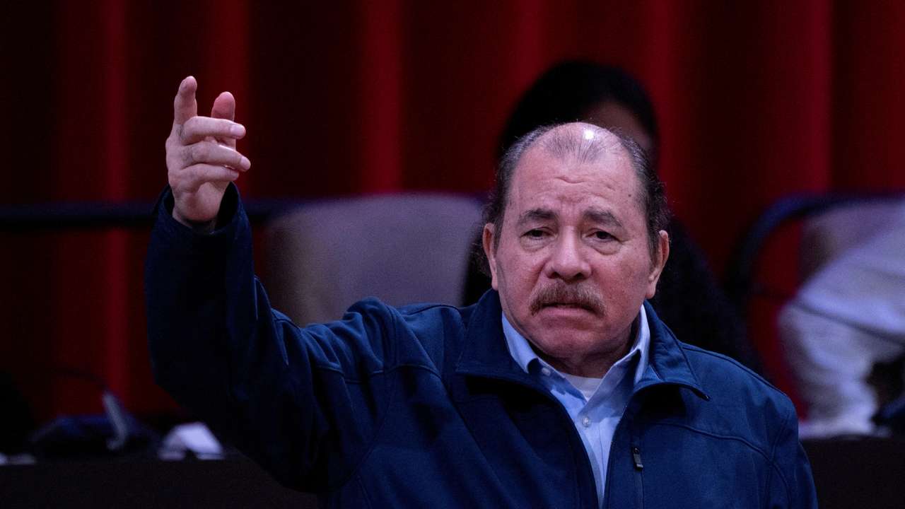 FILE PHOTO: FILE PHOTO: Nicaragua's President Daniel Ortega in Cuba