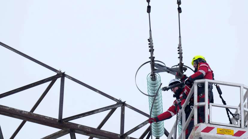 Latvia decouples power grid from joint power grid with Russia