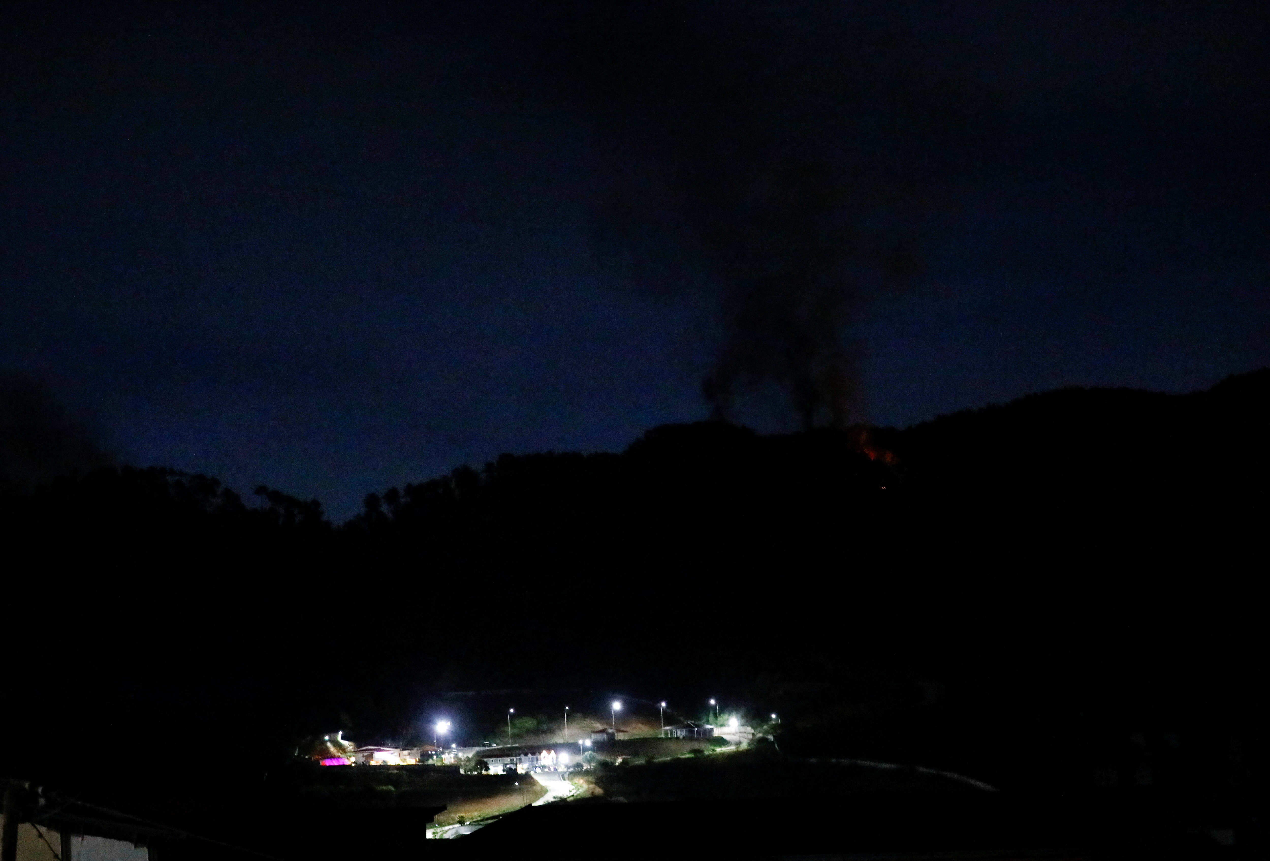 Explosions, loud noises heard in Venezuelan capital