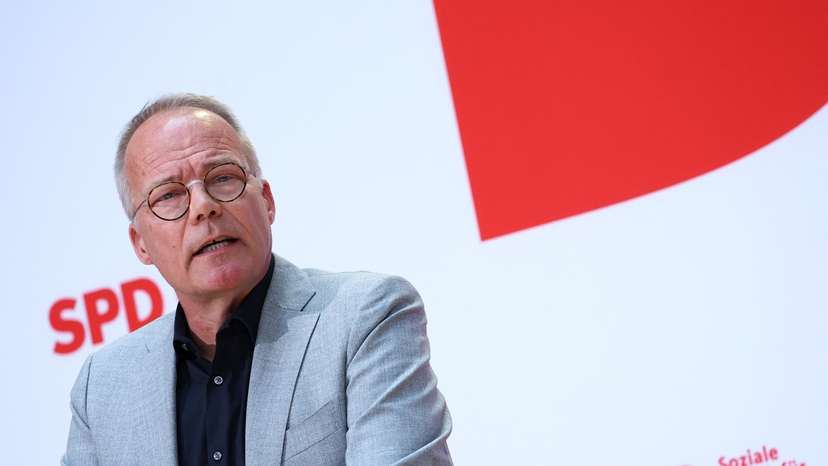 SPD publishes results of members' vote on coalition agreement between the SPD, CDU and CSU, in Berlin