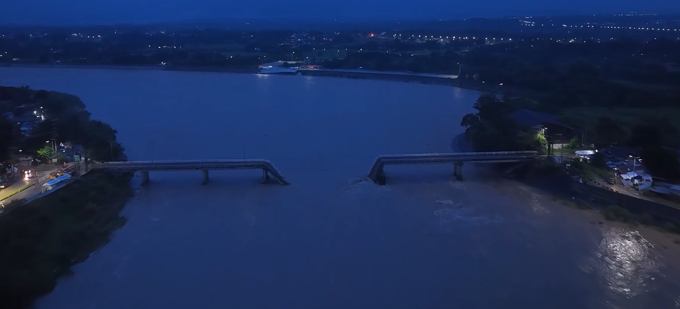 Two Major Bridges Collapse as Heavy Rain Hits Phil