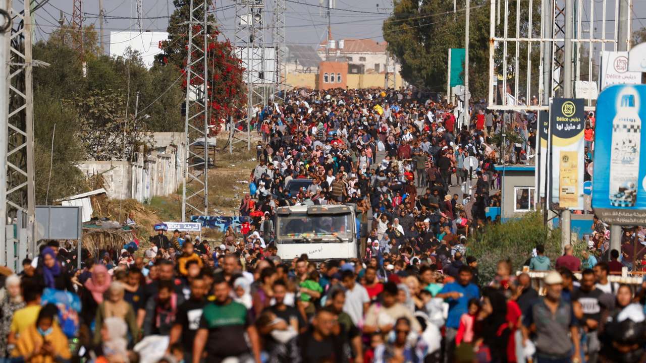 Palestinians fleeing north Gaza move southward, in the central Gaza Strip