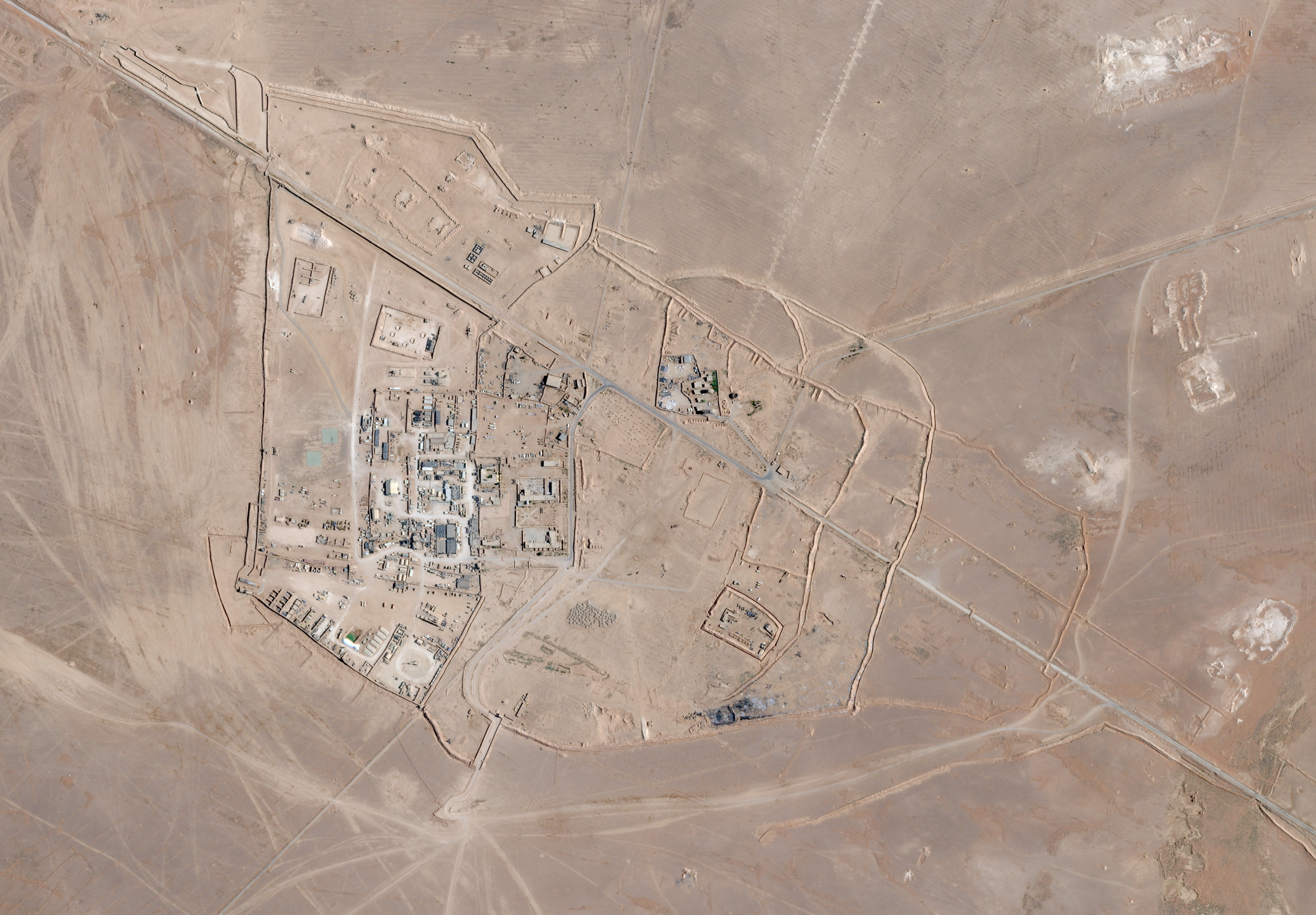A satelite image shows the al-Tanf Base in Syria