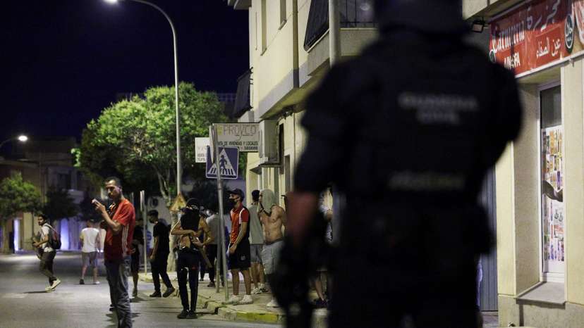 Anti-migrant unrest following an attack on an elderly man by unknown assailants earlier in the week, in Torre Pacheco