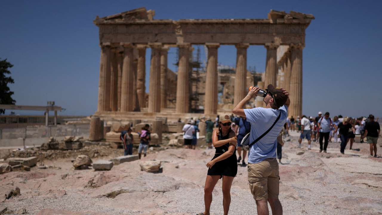 FILE PHOTO: Heatwave hits Athens