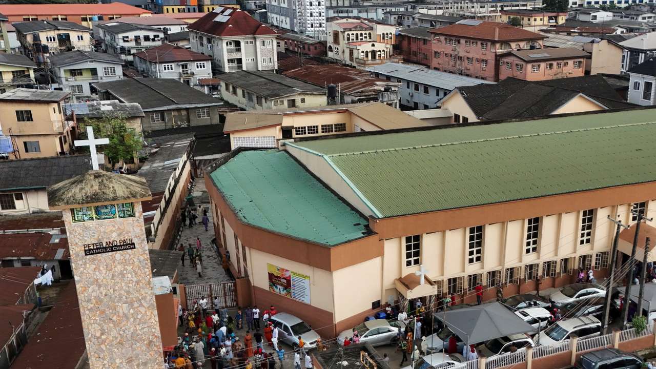 Trump threatens US military action in Nigeria over treatment of Christians