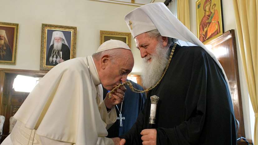 FILE PHOTO: Pope Francis meets Patriarch Neophyte in Sofia in 2019