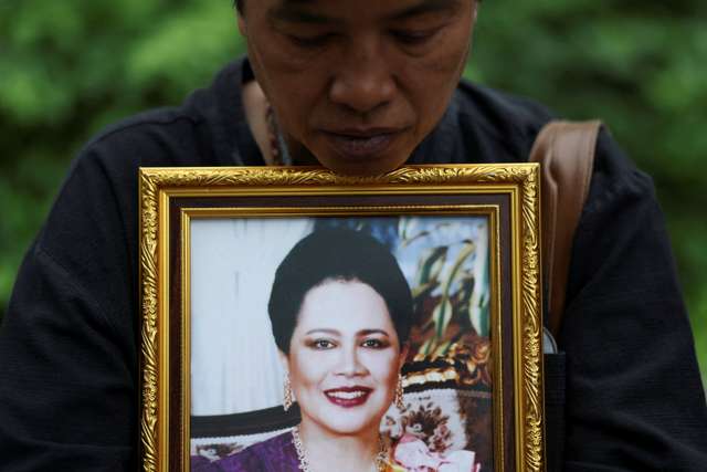 Thailand's Queen Sirikit, the Queen Mother, passes away