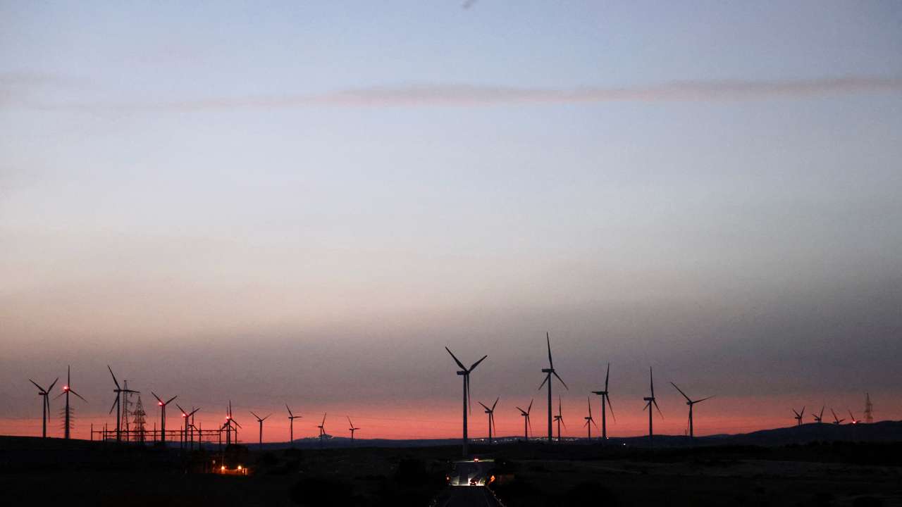 EU almost on track to reach 2030 climate goal