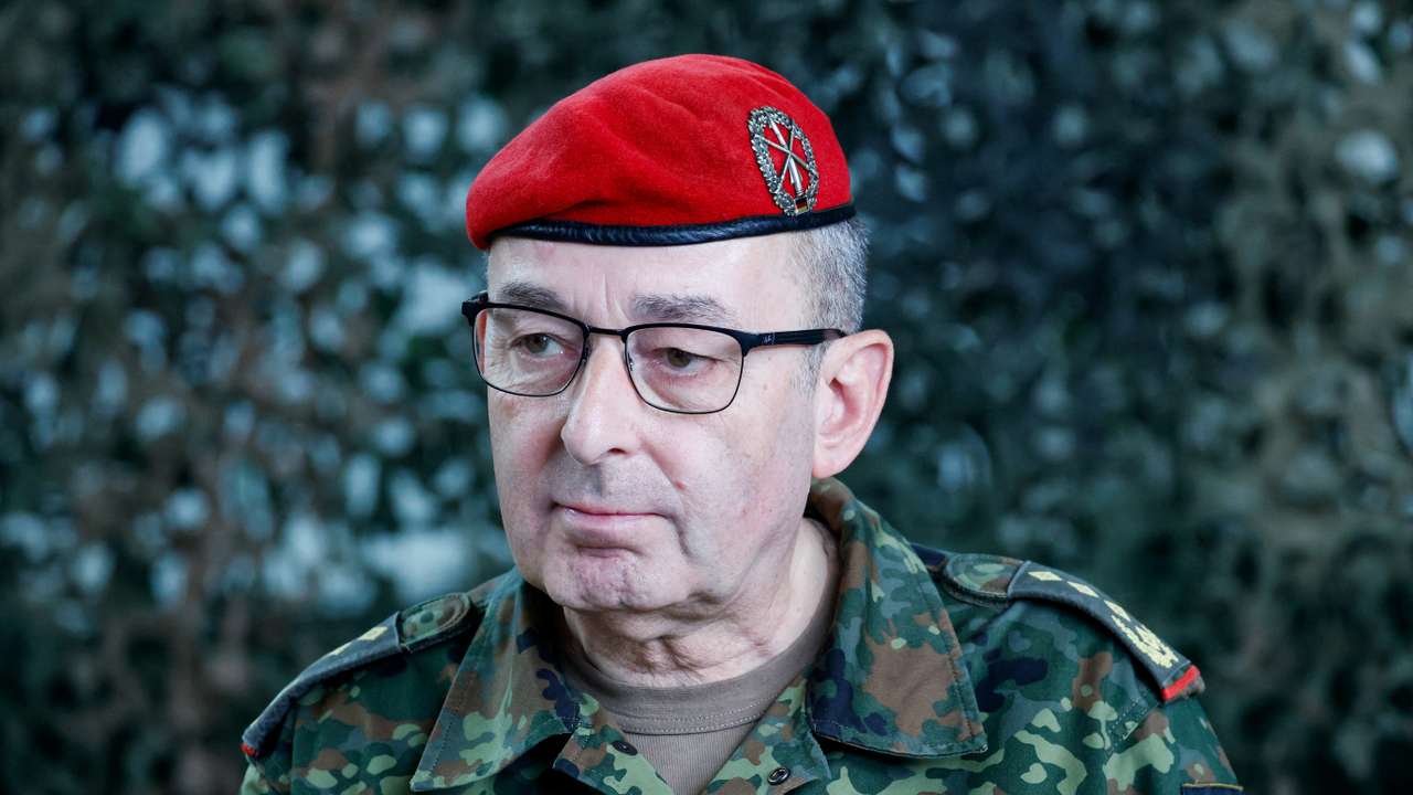 German Defence Minister Pistorius and Inspector General of the Bundeswehr Breuer visit air force training battalion in Germersheim