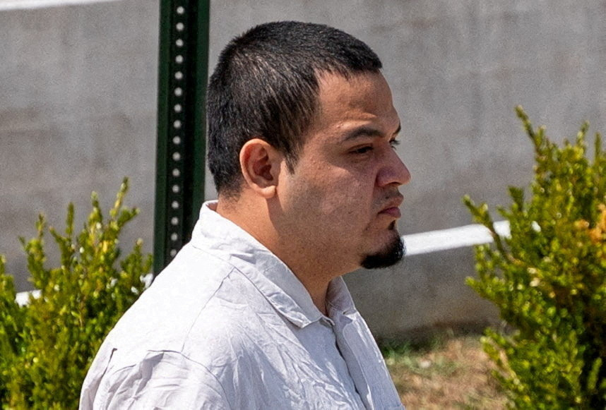 FILE PHOTO: Wrongly deported migrant Abrego Garcia released in Tennessee