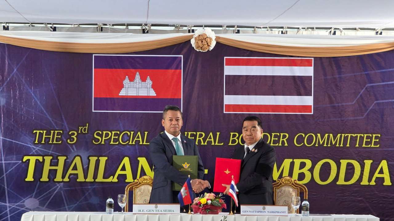 Thailand and Cambodia sign truce to halt fierce border conflict