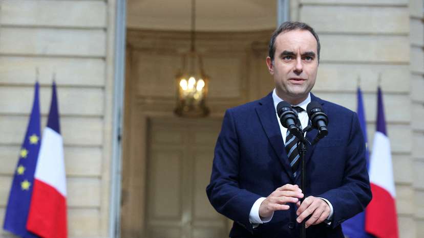 FILE PHOTO: French PM Lecornu meets French political parties in Paris