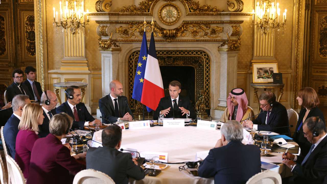 Ministerial meeting on the implementation of the Middle East peace plan at the Quai d'Orsay