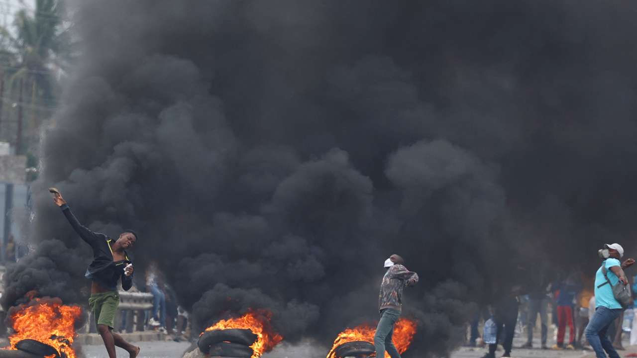 Mozambique opposition party leads national shutdown against election outcome